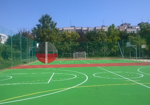 Multifunctional tartan surfaces for schools