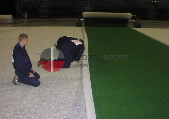 Mobile artificial grass systems 4