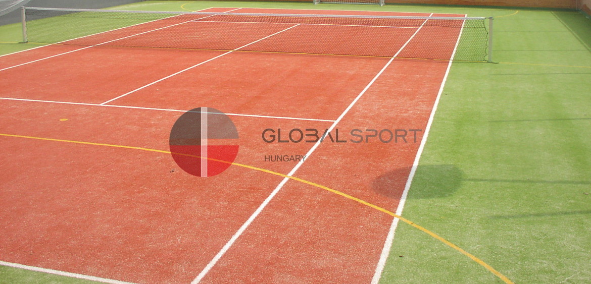 Tennis courts and padel pitches
